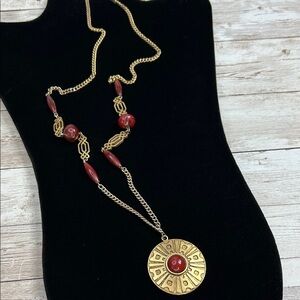 Vintage 1978 Sarah Coventry "Safari" antiqued gold-tone medallion necklace